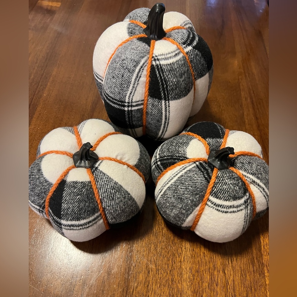 Fall pumpkins